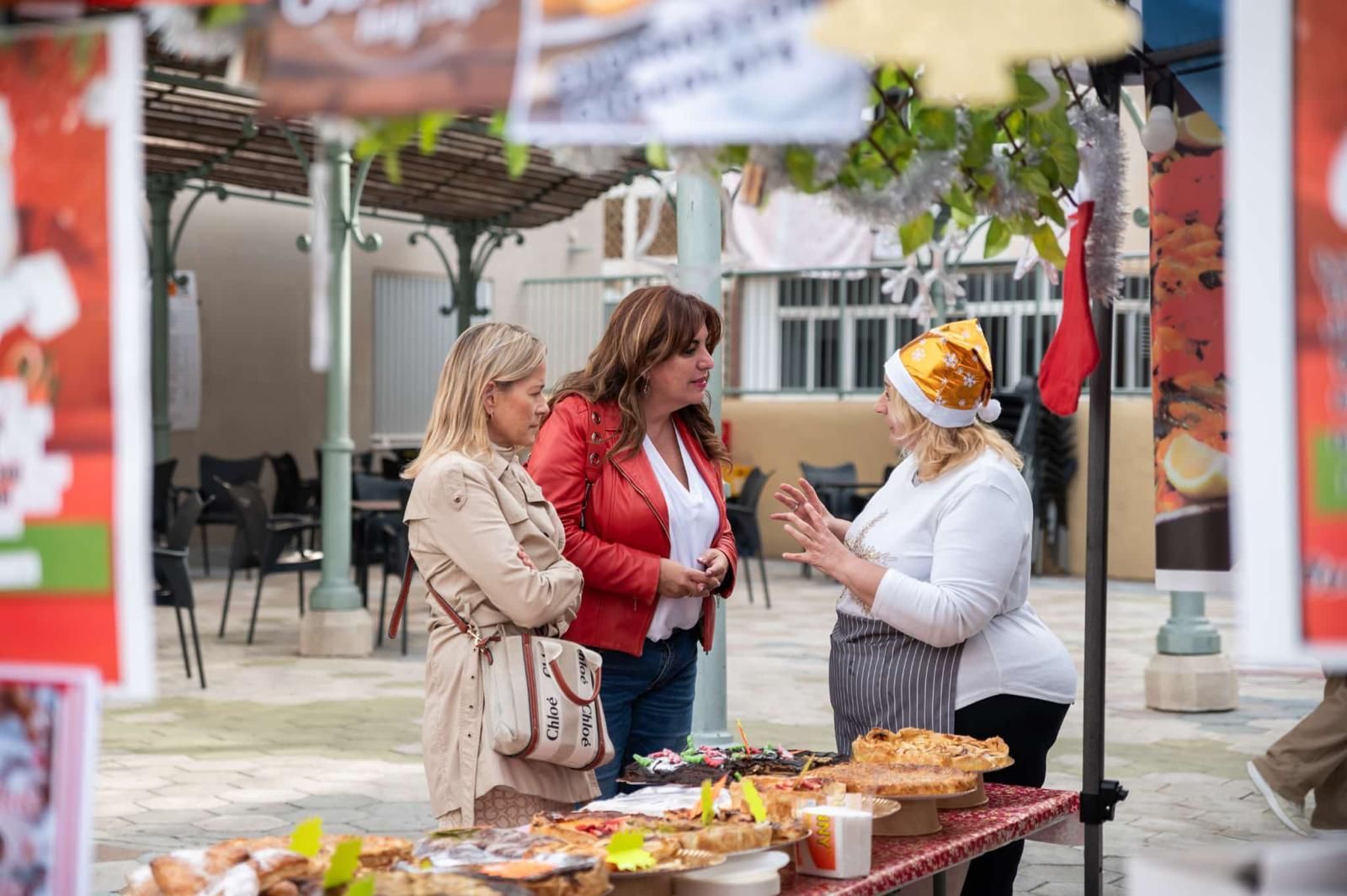 Benalmádena&#039;s international festival - in pictures